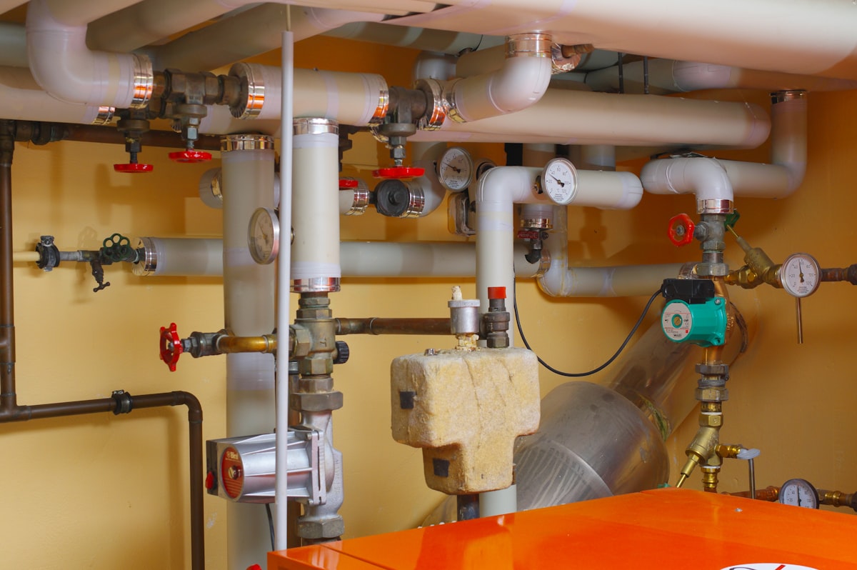 Kitchen faucet and drain installation